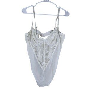 Abercrombie & Fitch‎ White Lace Bodysuit Lingerie Adjustable Straps Snap Closure
